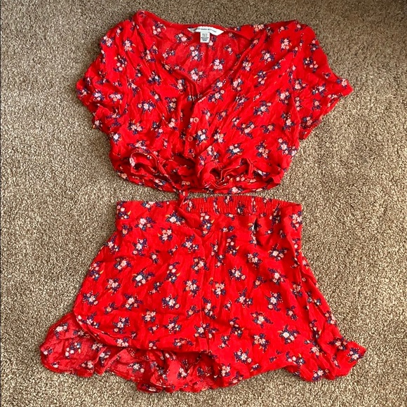 American Eagle Outfitters Other - Red Floral American Eagle Two Piece Set
